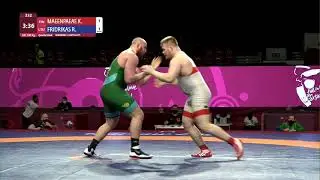 1/4 GR - 130 kg: K. MAEENPAEAE (FIN) v. R. FRIDRIKAS (LTU)