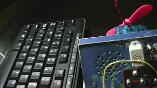 Experiments with the keyboard and a simple tone generator I.