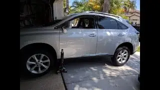 Lexus RX350 brake pad inspection by froggy