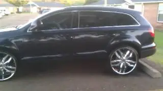 Audi Q7 on 26 inch lexani rims