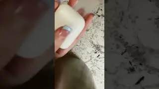 I got AirPods for Christmas!!