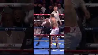 Момент, когда Усик во второй раз стал абсолютным чемпионом мира в тяжёлом весе 🙌