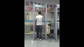 6 zones walk through metal detector with LED digital display