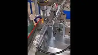 Simple automatic feeding mechanism