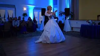 Mr & Mrs Alfonso's First Dance
