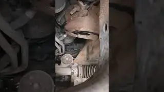 Symptoms of a bad engine mount and engine vibration # chevrolet silverado