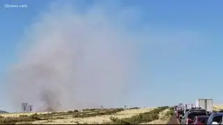 Badger Springs Fire still causing delays I-17 north of Phoenix as crews work to contain