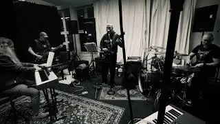 Generic Name - Deep blue Sea #band #bandprobe #bestefreunde #musikliebe