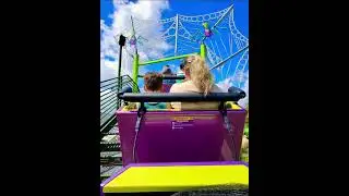 Monta&ntilde;a rusa #trolls #monta&ntilde;arusa #rollercoaster #humor #diversiongarantizada #emocionante
