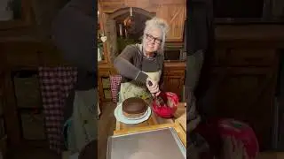 LOW SUGAR CHOCOLATE CAKE