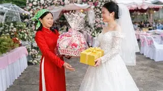 I Love You, Mom – Giving a Gift to My Mother-in-Law on Vietnamese Women’s Day