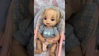 She&rsquo;s Sick! Baby Alive 2006 Soft Face Medicine Feeding Routine