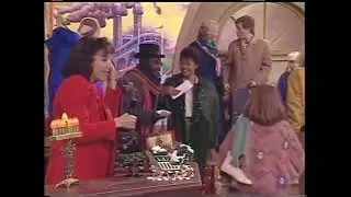 Shining Time Station Holiday Special: 'Tis a Gift Opening & Closing 60p