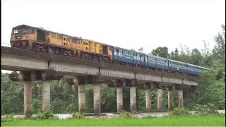 Tejas WDP3A twins with 22114 Kochuveli - Mumbai LTT Superfast!!