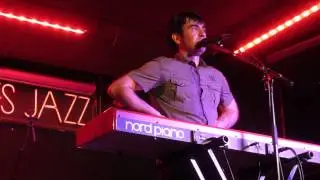 Minitragedia de Arconada ( en 3 segundos ) - Se&ntilde;or Mostaza en Clamores (Madrid)
