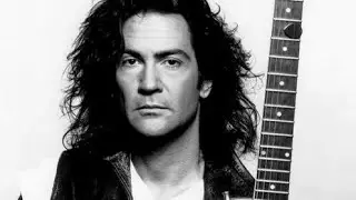 The Music Industry's War On Billy Squier