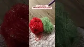 Strawberry Scrubbies 🍓🧽 back in stock! 🛒 #crochet #scrubby #handmade #fruits