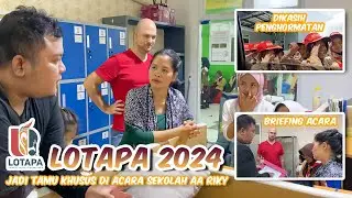 Bapak bule berpartisipasi acara pramuka di SMK KUSUMA BANGSA BOGOR, part 1
