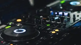 High Tech House Mix 2025 by Nazareo