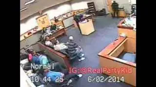 Judge Fights Lawyer [UNCENSORED]