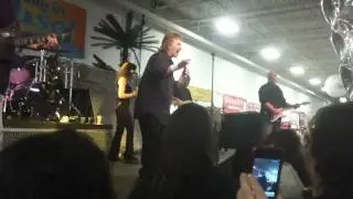 Benny Mardones Into The Night Set 1 Live at Paradise Market Syracuse, NY