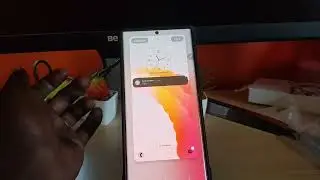Samsung Galaxy Android 13 Customize Lock Screen Widgets and more