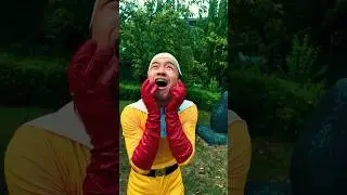When Saitama find a meteor. #onepunchman #saitama #anime
