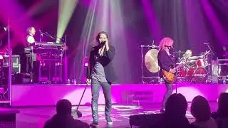 Foreigner - Feels like the First Time - Montréal, 27 octobre 2025.
