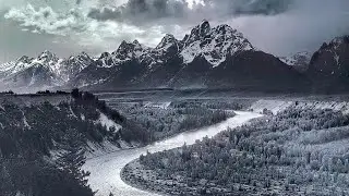 Driving through Grand Teton National Park 