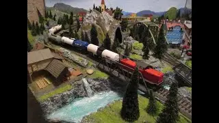Vlacky IV ROCO#43647-OBB 2048-003 Diesel +Tanker Train .