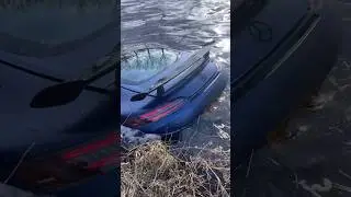 2020 Mercedes AMG GT-R Pulled from River #mercedes #amggtr #carrescue #supercar #cinematic #shorts