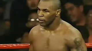 Tyson was provoked by his opponent and broke his opponent's jaw with one punch #boxing #viral 🚀 🔥
