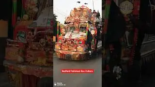 Bedford 1968 Bus in Pakistan