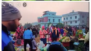 Ham Haldwani lamachaur ki Sunday Market...🫑🍏🍅