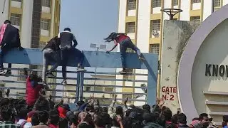AKU Patna , 18 feb Protest Live #2nd Semester Students