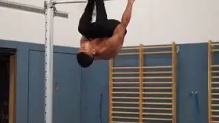Flying on the bar with God of Dynamic Korash !!