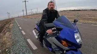 Cea mai importanta manevra moto: fr&acirc;narea de urgenta