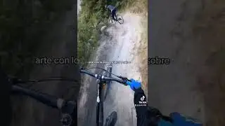 Turi.⛰️🔱⛰️ #parati #MTB #Cuenca #DH #EnduroMTB #Downhill #Ecuador #GIANT #naturaleza #GoPro📷 #Azuay