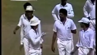 *** Rare *** Kapil Dev , 1st Bowler to take 200 wickets in ODI Cricket