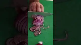 How to Julienne a Red Onion