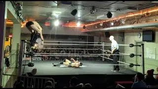 Premier Combat (VP) : Alex Sauvageau Contre Hayden Bright. Show de lutte de la FCL. 18 Janvier 2025