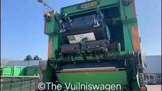 Zoeller Garbagetruck bin cleaning - Vuilniswagen in The Netherlands