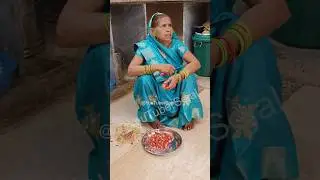 महारानी आराम कर रही है 😄😂🤣 #GhewarWaliAmma #sasbahu #comedy #funny #BrajBhasha