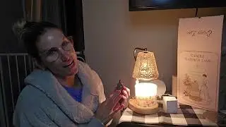 Instant Cozy: The Candle Warmer Lamp Everyone&rsquo;s Buying