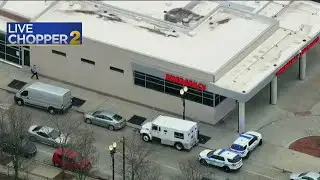 Chicago shooting: Armored car guard shot outside Chatham business