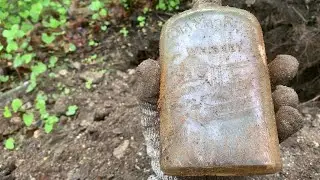 Prohibition Bootleg Whiskey Dug! Farmer’s Dump 34 (Bottle Digging)