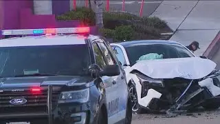 2 injured in serious crash in National City