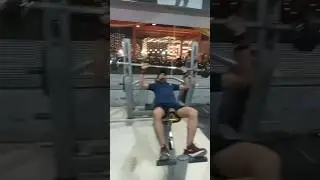 Chest workout at gym #youtubeshorts #motivation #ytshort