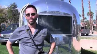 AIRSTREAM VINTAGE TRAVEL TRAILER SHOW
