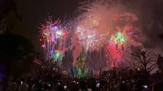 Magic Kingdom Fireworks - Fuegos Artificiales en Magic Kingdom